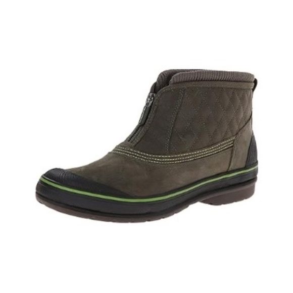 Clarks Womens Muckers Slope Snow Boot Ankle Zip Waterproof Booties, Size 6M - Picture 1 of 8